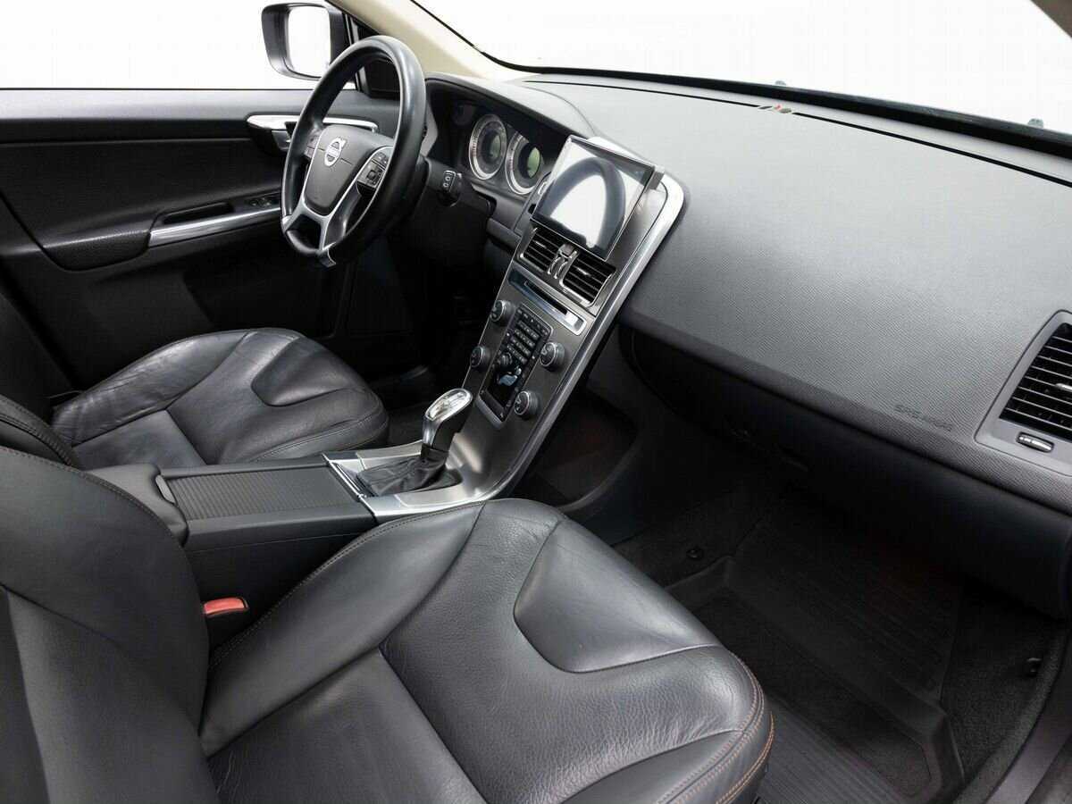 Купить Volvo XC60 с пробегом. Фото: #10