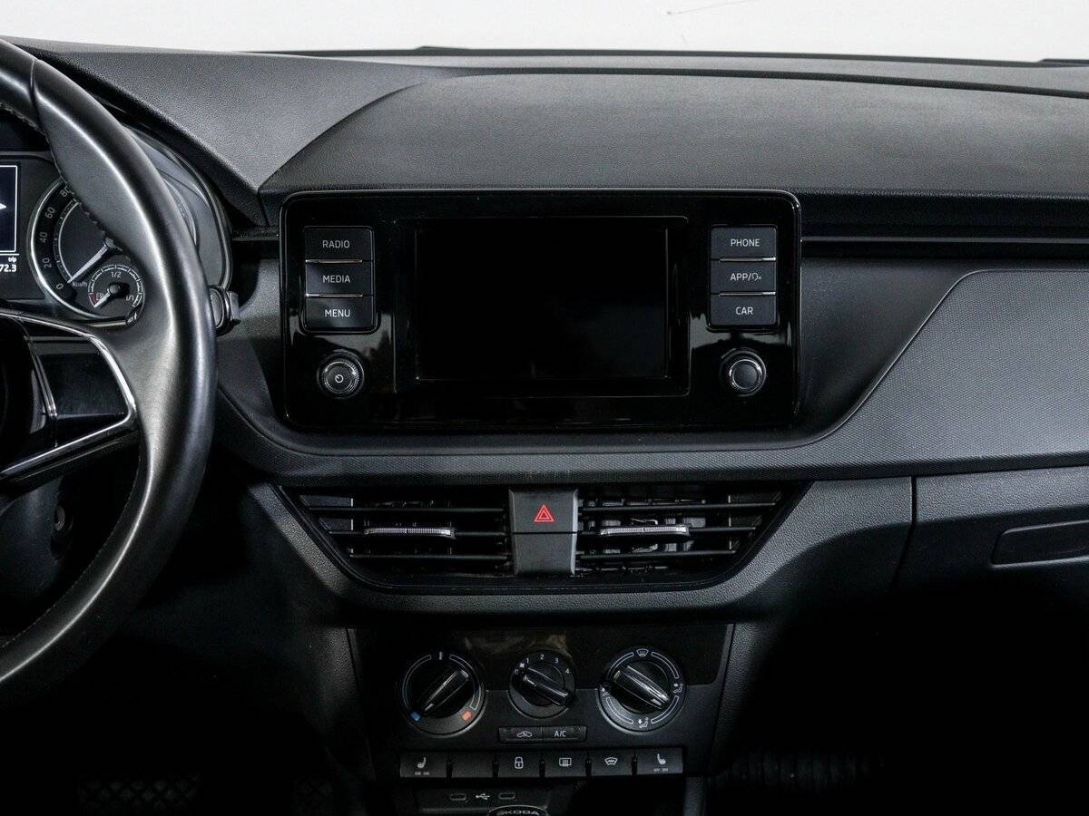 Купить Skoda Rapid с пробегом. Фото: #12