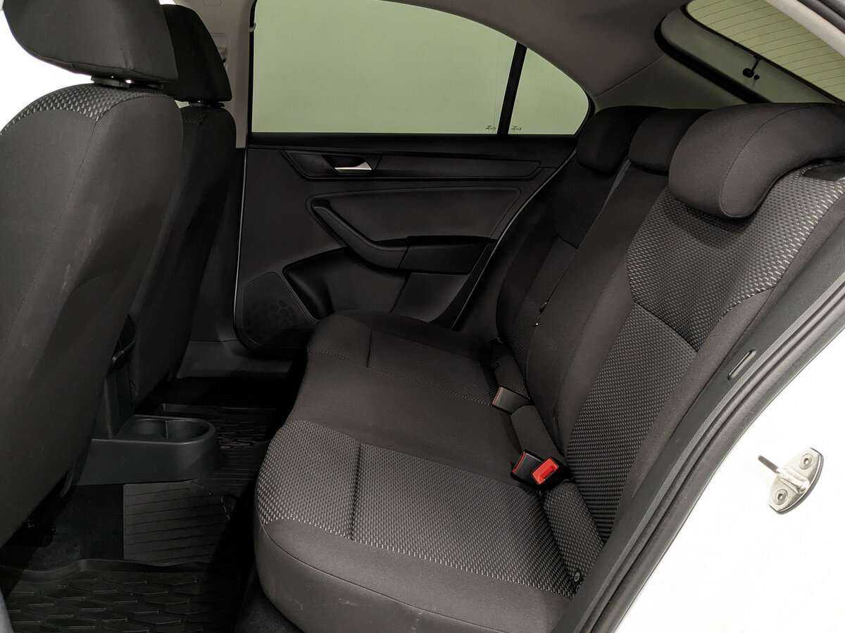 Купить Volkswagen Polo с пробегом. Фото: #13