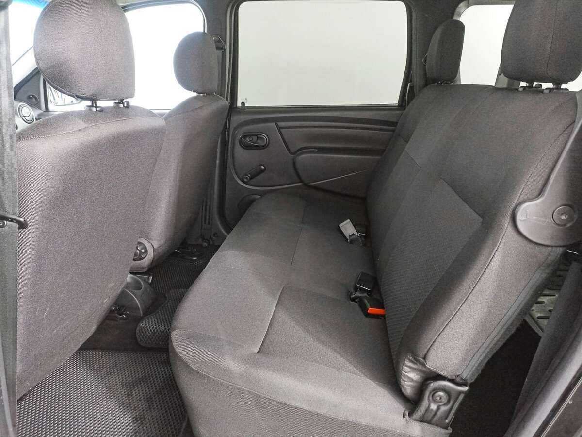 Купить Lada (ВАЗ) Largus с пробегом. Фото: #9