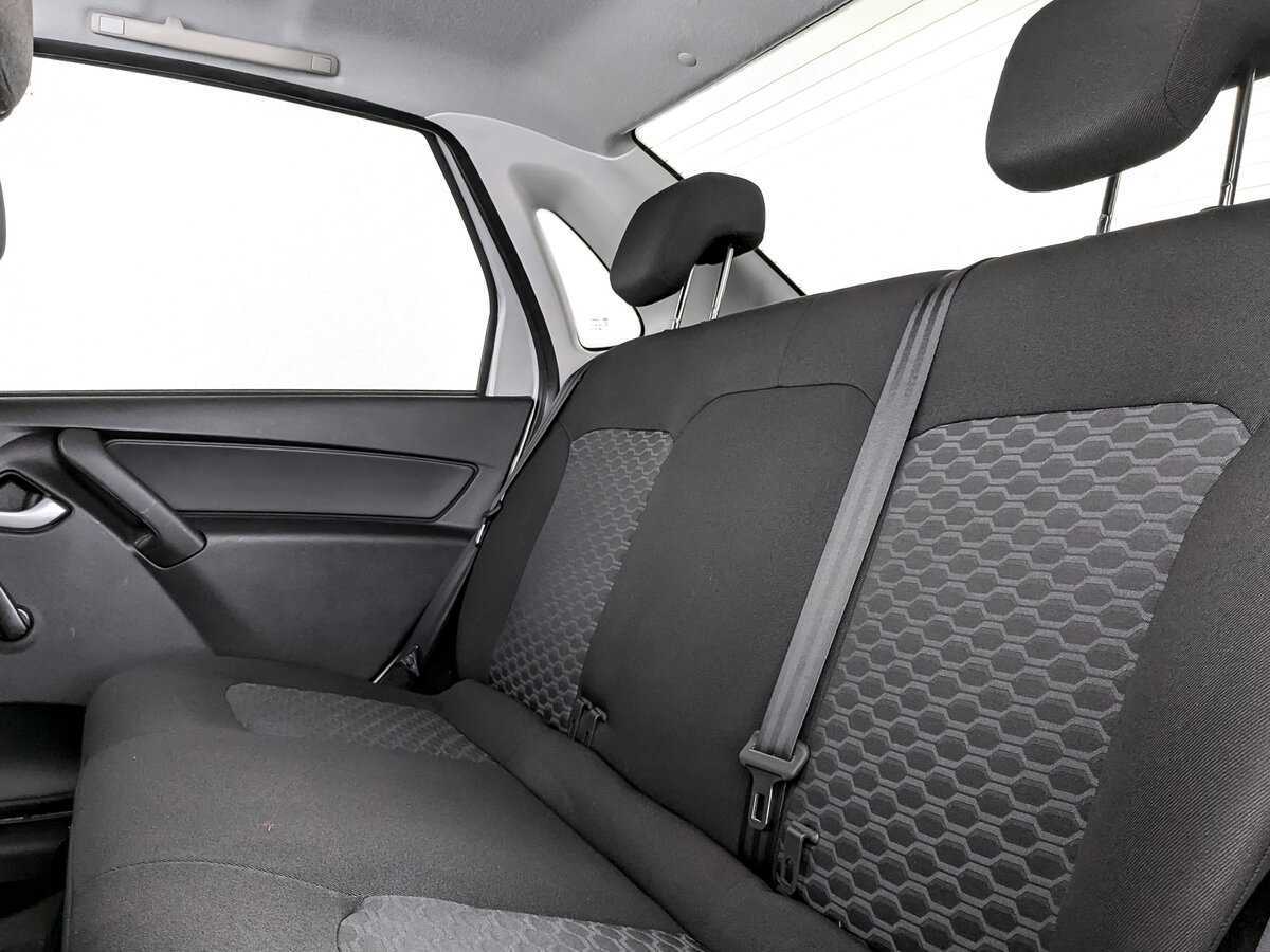 Купить Lada (ВАЗ) Granta с пробегом. Фото: #9