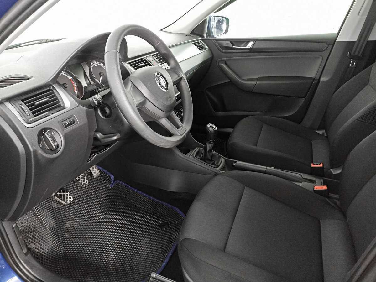 Купить Skoda Rapid с пробегом. Фото: #13