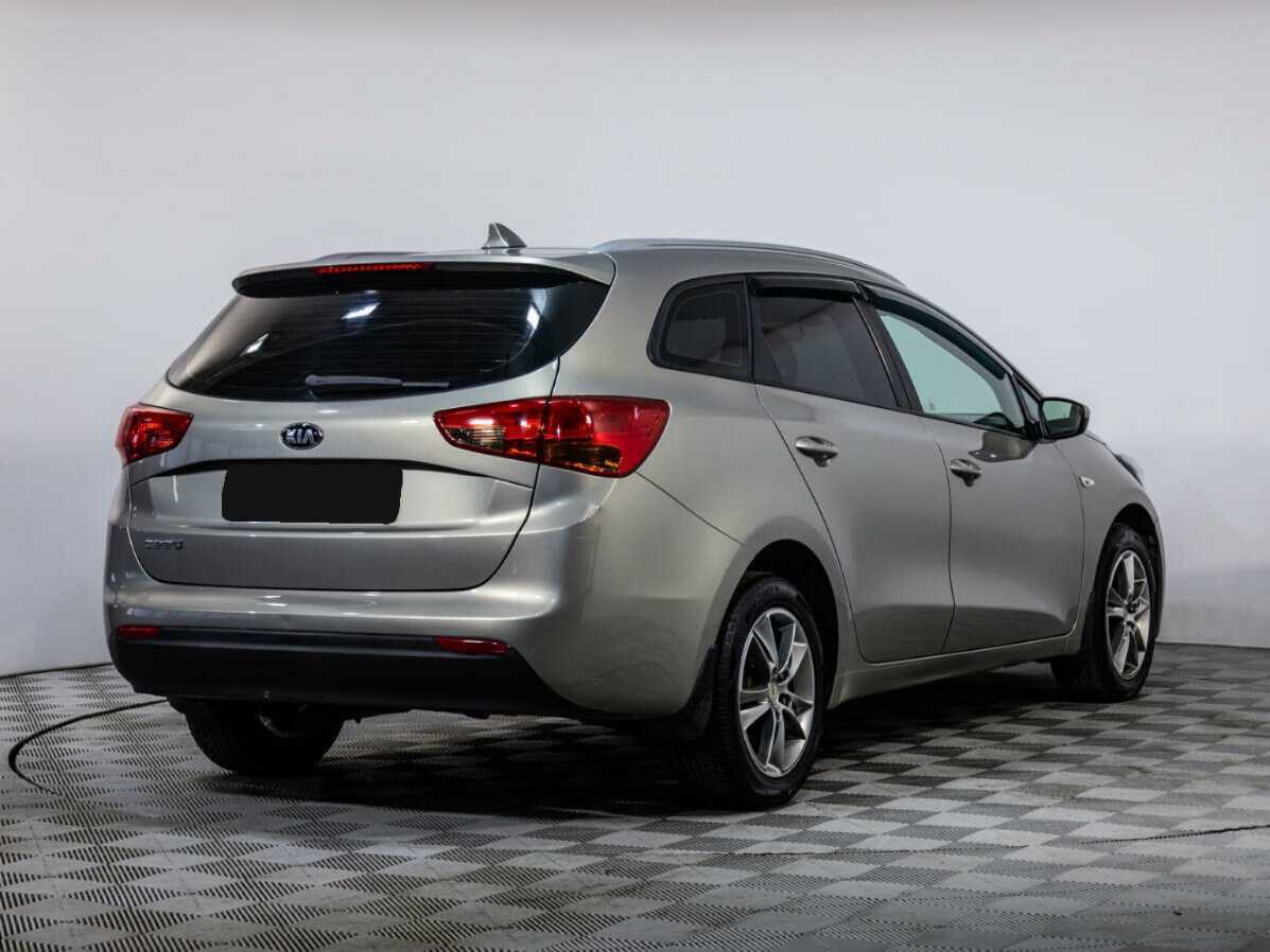 Купить Kia Ceed с пробегом. Фото: #3