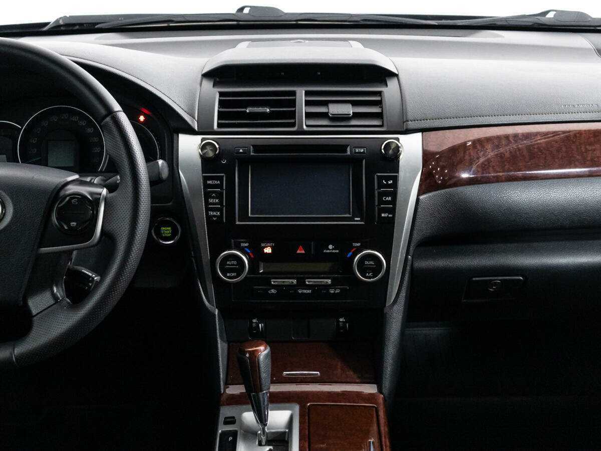 Купить Toyota Camry с пробегом. Фото: #13
