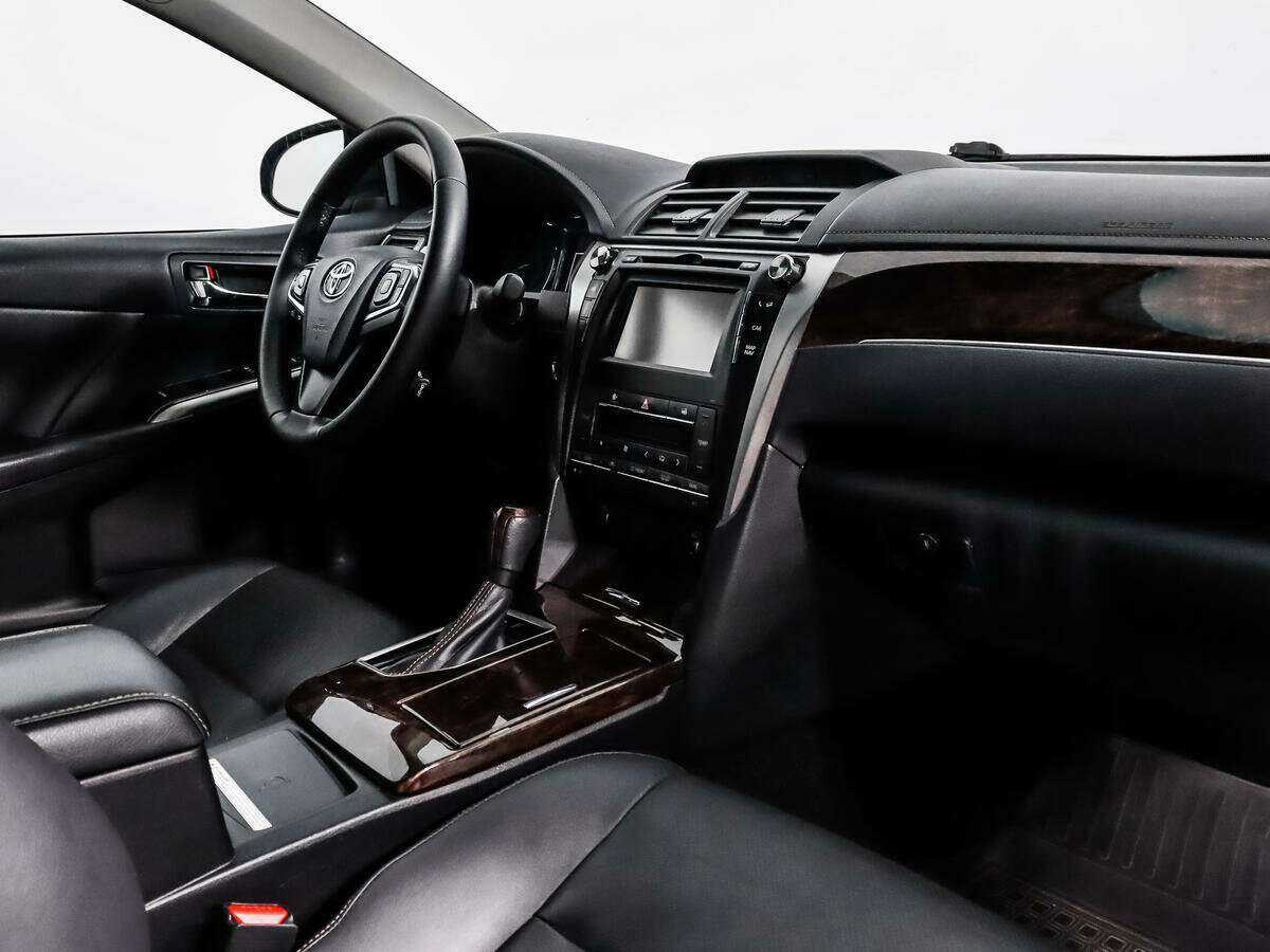 Купить Toyota Camry с пробегом. Фото: #13