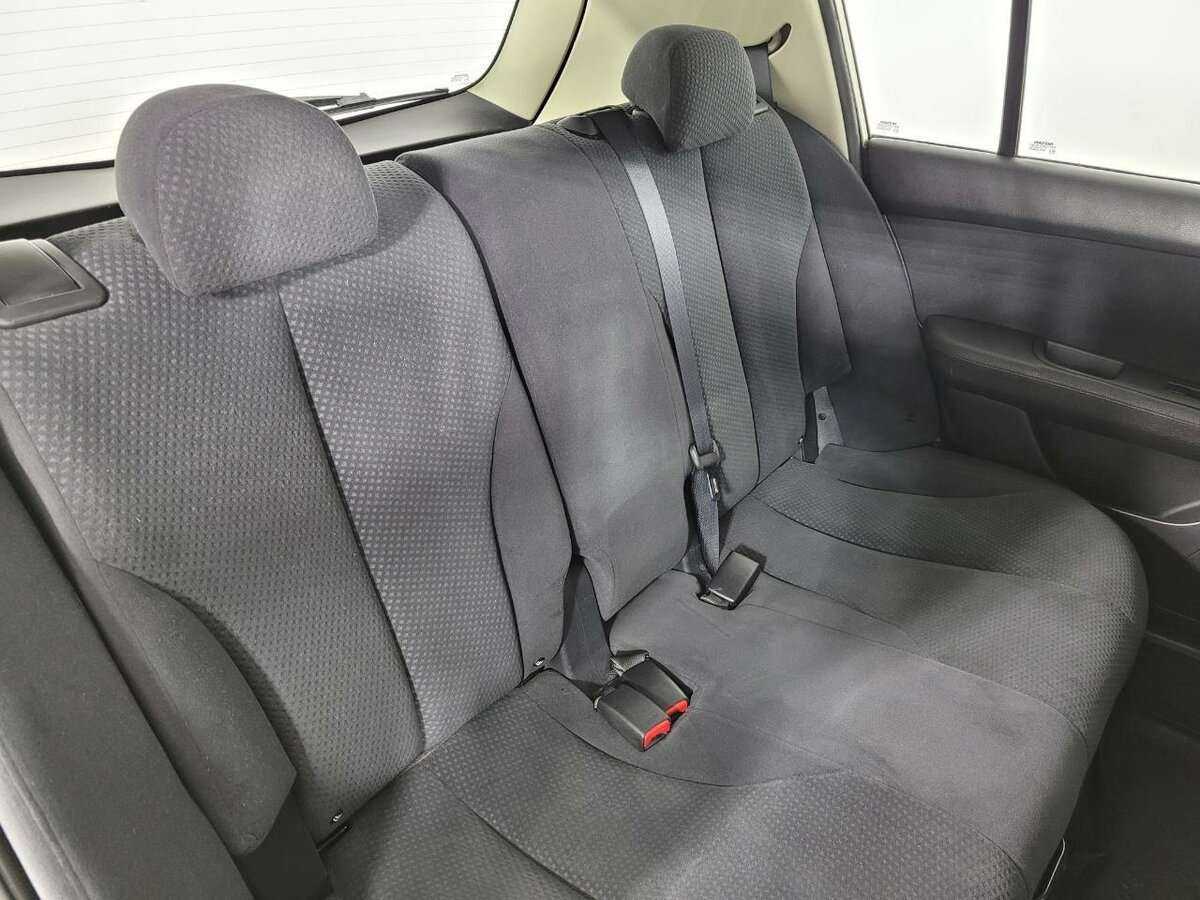 Купить Nissan Tiida с пробегом. Фото: #14