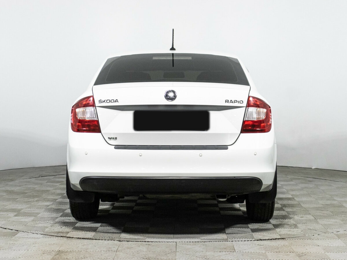 Купить Skoda Rapid с пробегом. Фото: #5