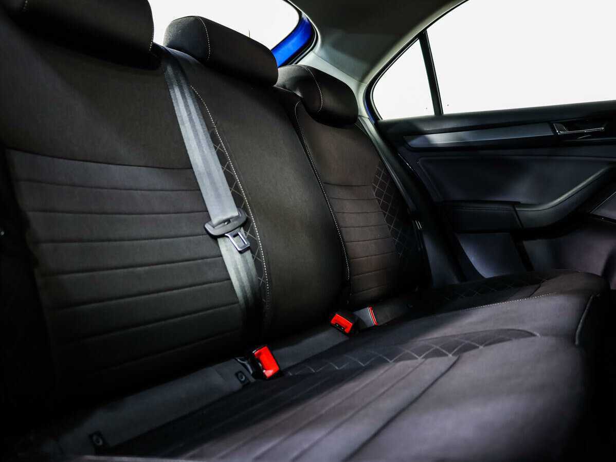 Купить Skoda Rapid с пробегом. Фото: #11