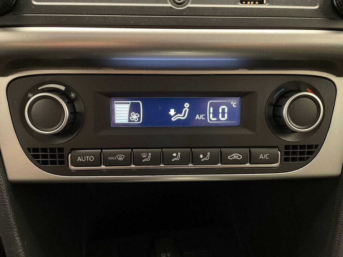 Купить Volkswagen Polo с пробегом. Фото: #16