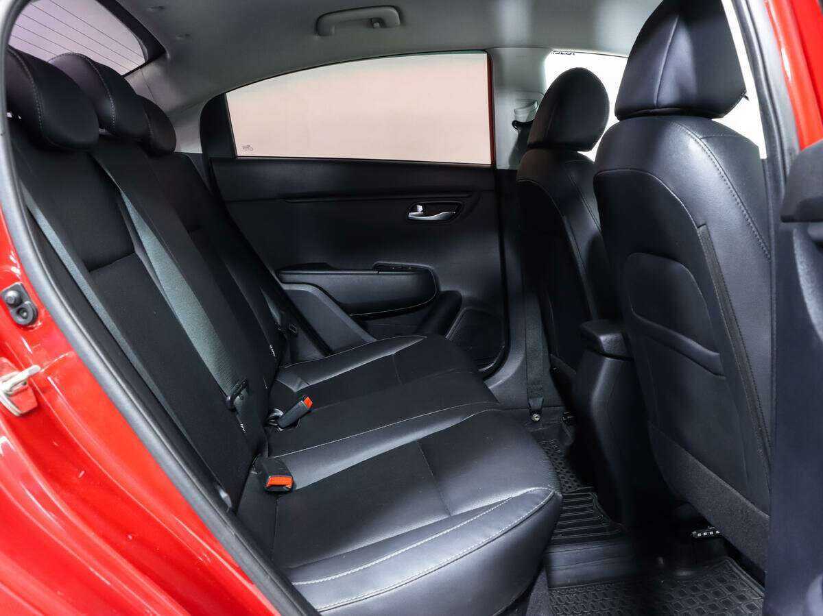 Купить Kia Rio с пробегом. Фото: #10