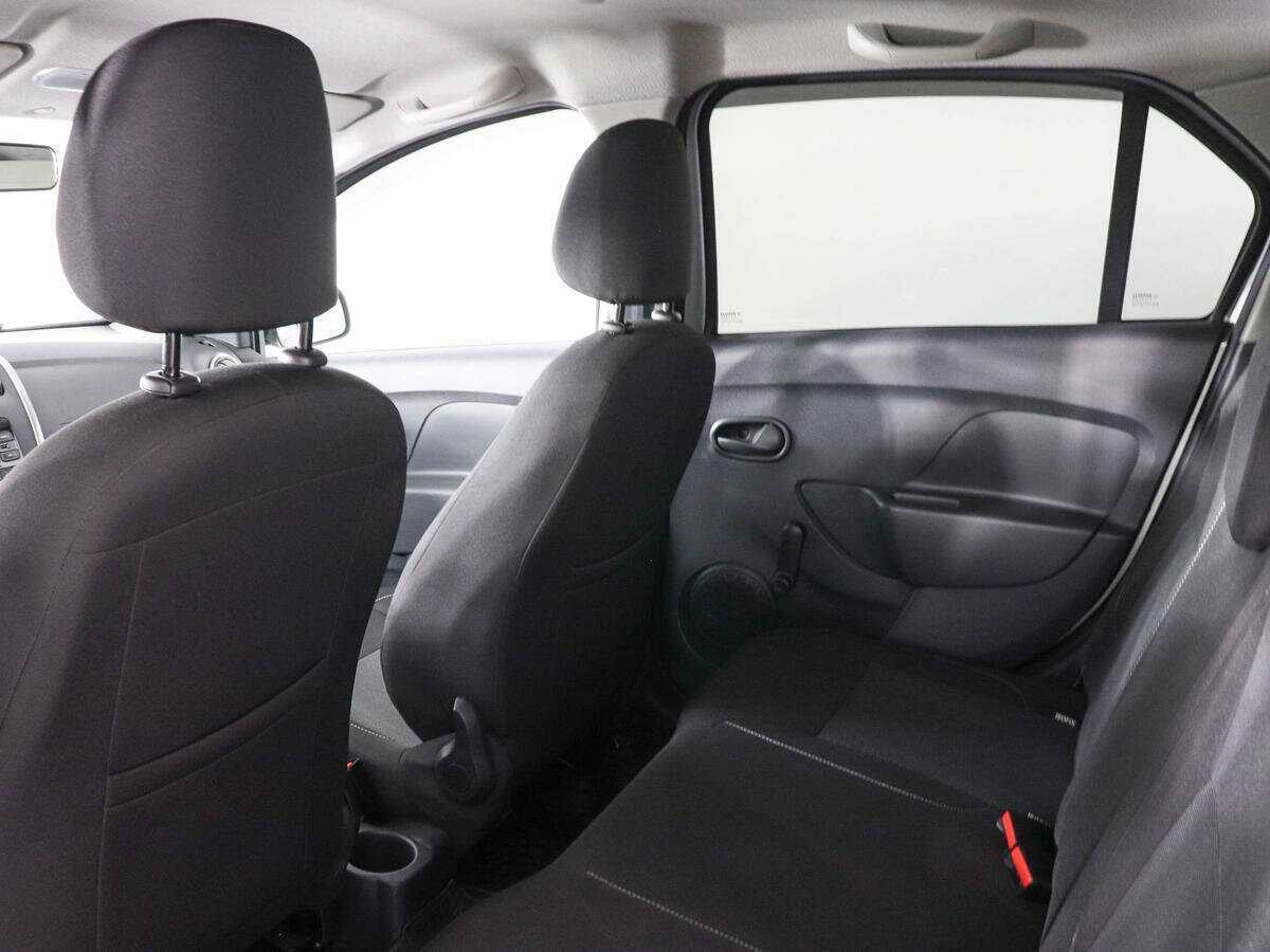 Купить Renault Logan с пробегом. Фото: #11