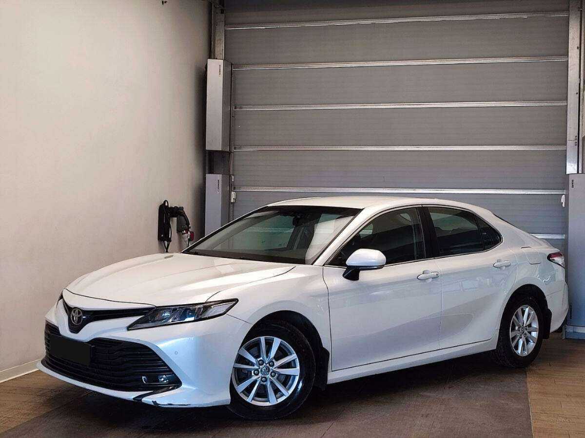 Купить Toyota Camry с пробегом. Фото: #0