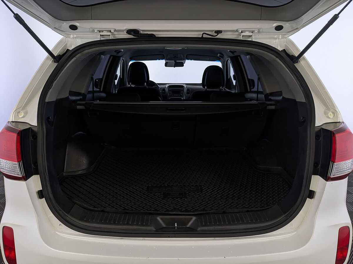 Купить Kia Sorento с пробегом. Фото: #9