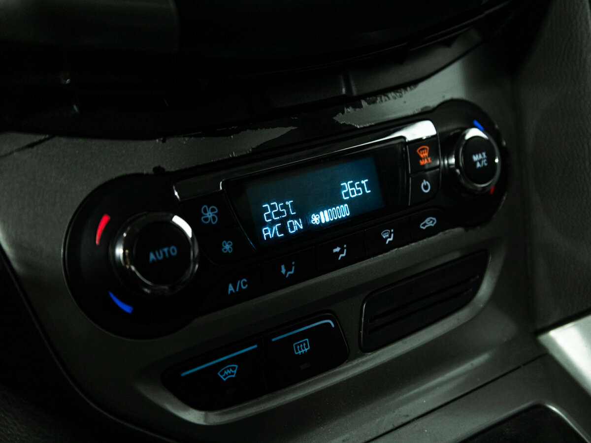 Купить Ford Focus с пробегом. Фото: #13
