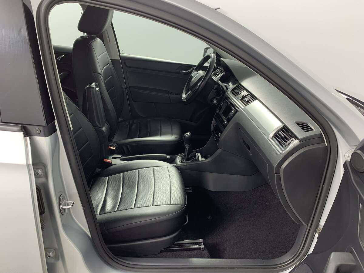 Купить Skoda Rapid с пробегом. Фото: #15