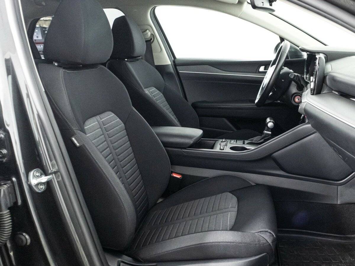 Купить Kia K5 с пробегом. Фото: #14