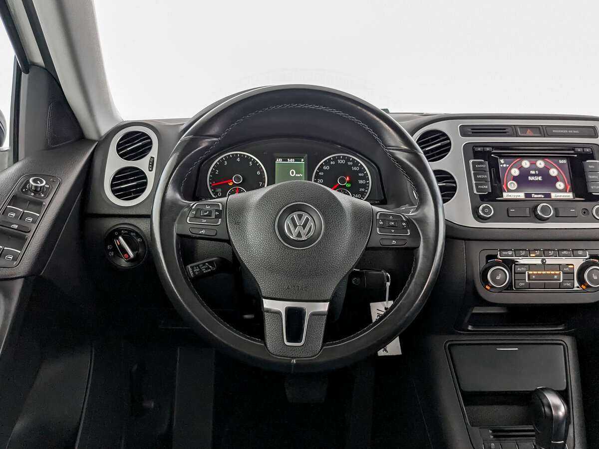Купить Volkswagen Tiguan с пробегом. Фото: #16