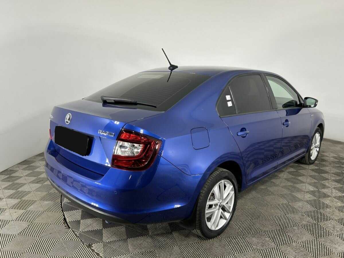Купить Skoda Rapid с пробегом. Фото: #5