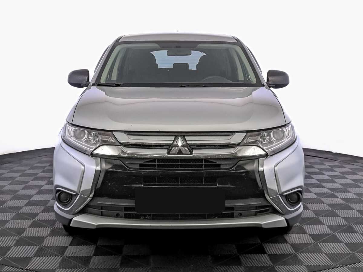 Купить Mitsubishi Outlander с пробегом. Фото: #1