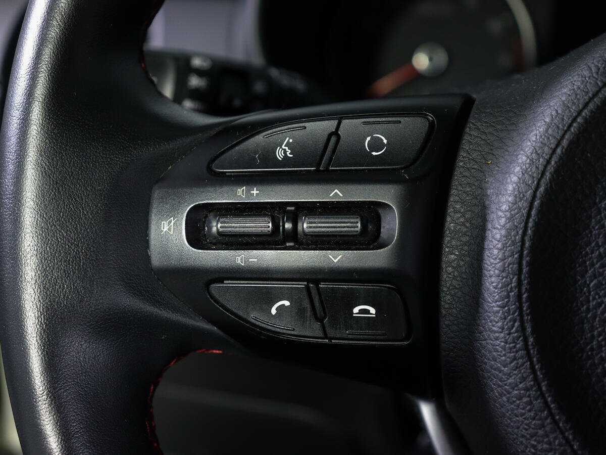 Купить Kia Rio с пробегом. Фото: #18