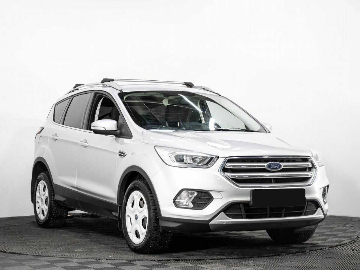 Купить Ford Kuga с пробегом. Фото: #2