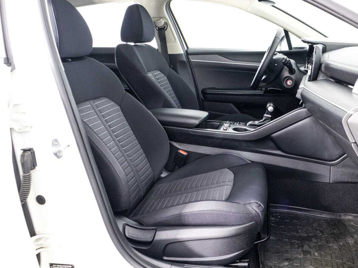 Купить Kia K5 с пробегом. Фото: #22