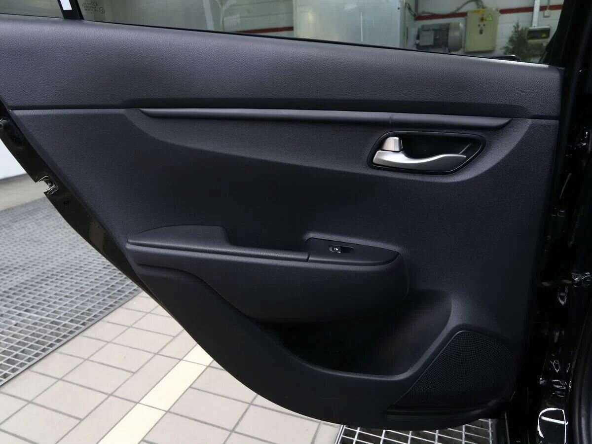 Купить Kia Rio с пробегом. Фото: #8