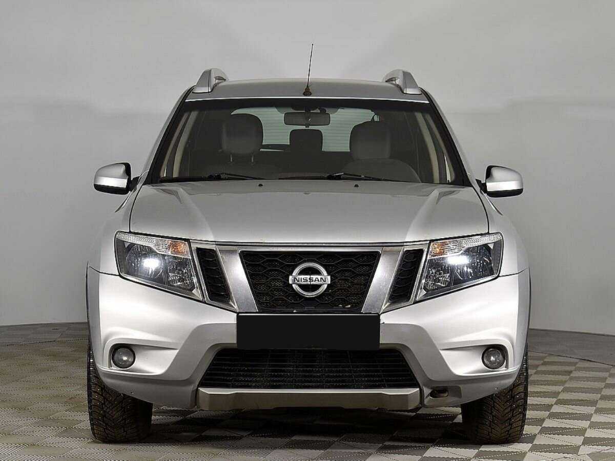 Купить Nissan Terrano с пробегом. Фото: #2