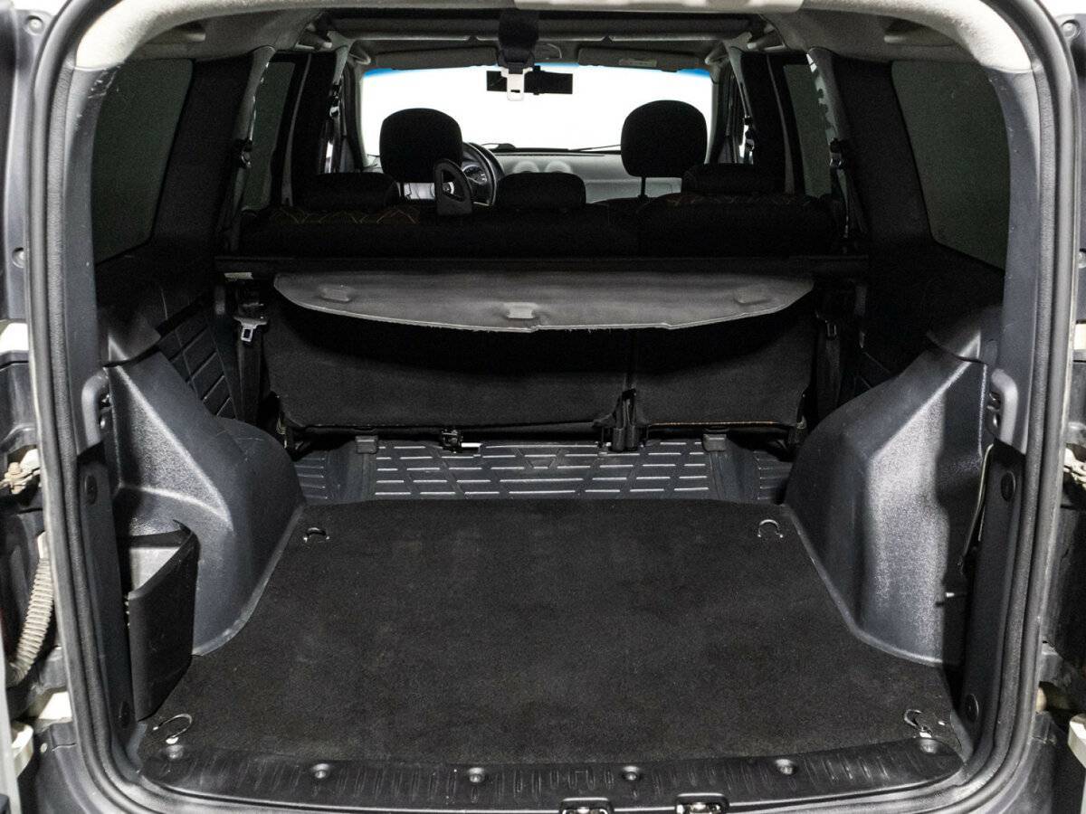 Купить Lada (ВАЗ) Largus с пробегом. Фото: #13