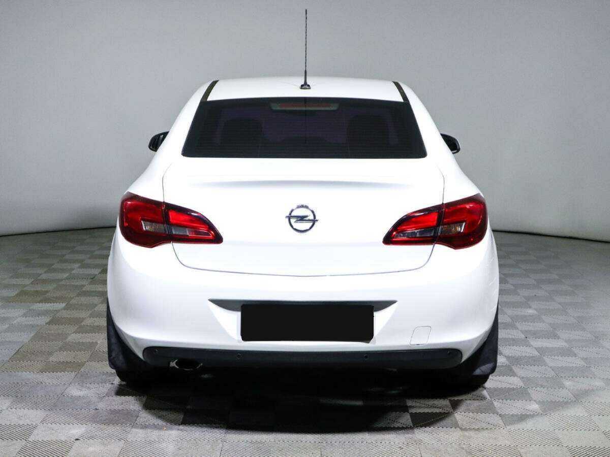 Купить Opel Astra с пробегом. Фото: #4