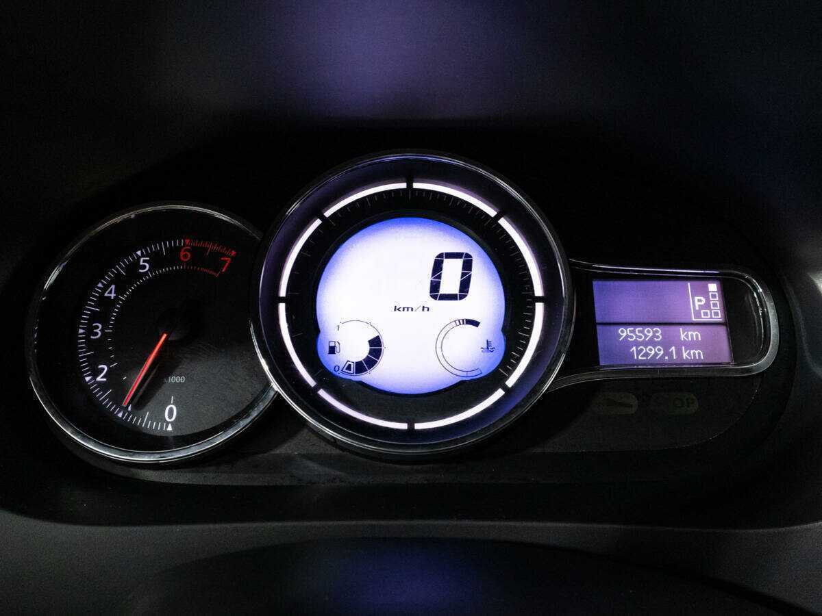 Купить Renault Megane с пробегом. Фото: #11
