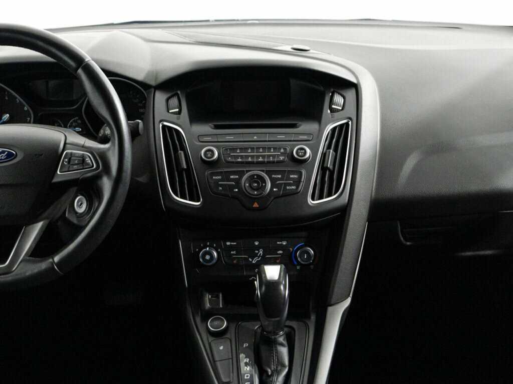 Купить Ford Focus с пробегом. Фото: #11