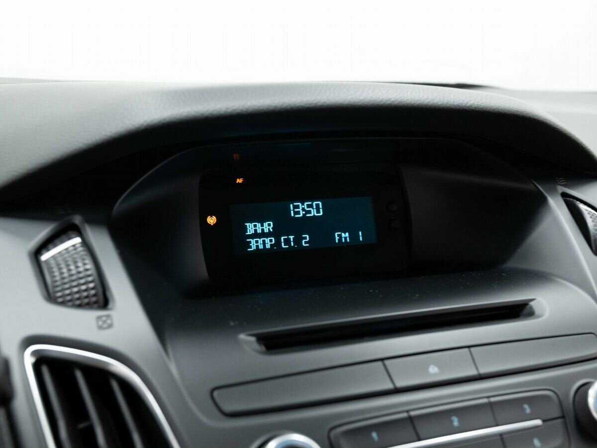 Купить Ford Focus с пробегом. Фото: #18