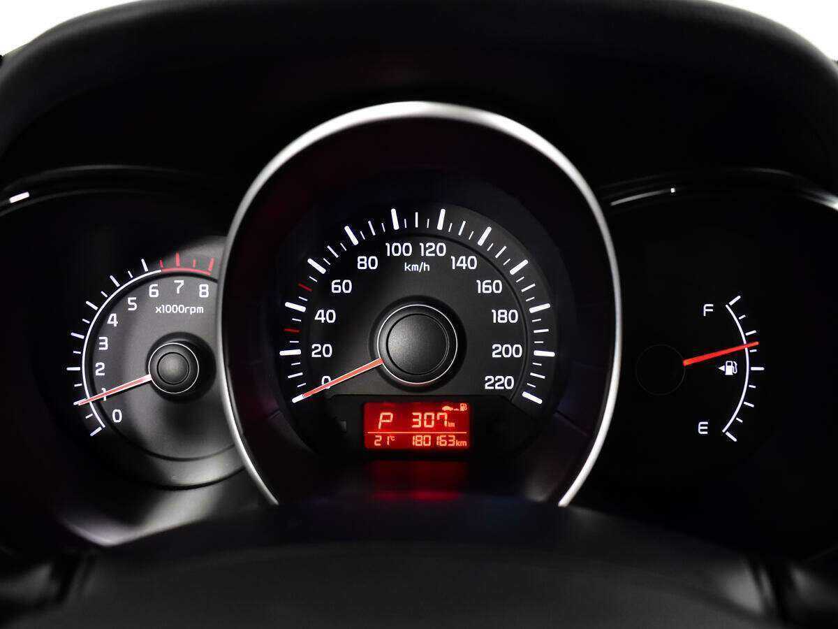 Купить Kia Rio с пробегом. Фото: #10