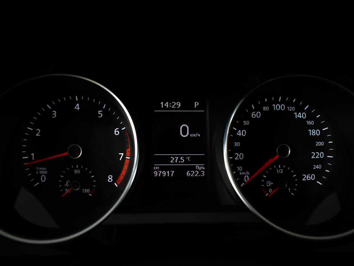 Купить Volkswagen Jetta с пробегом. Фото: #10