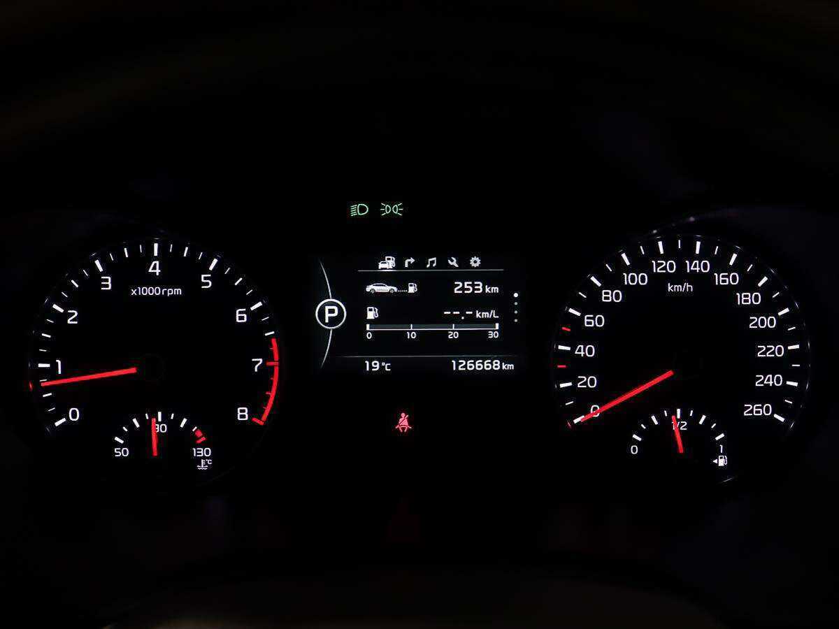 Купить Kia Optima с пробегом. Фото: #13