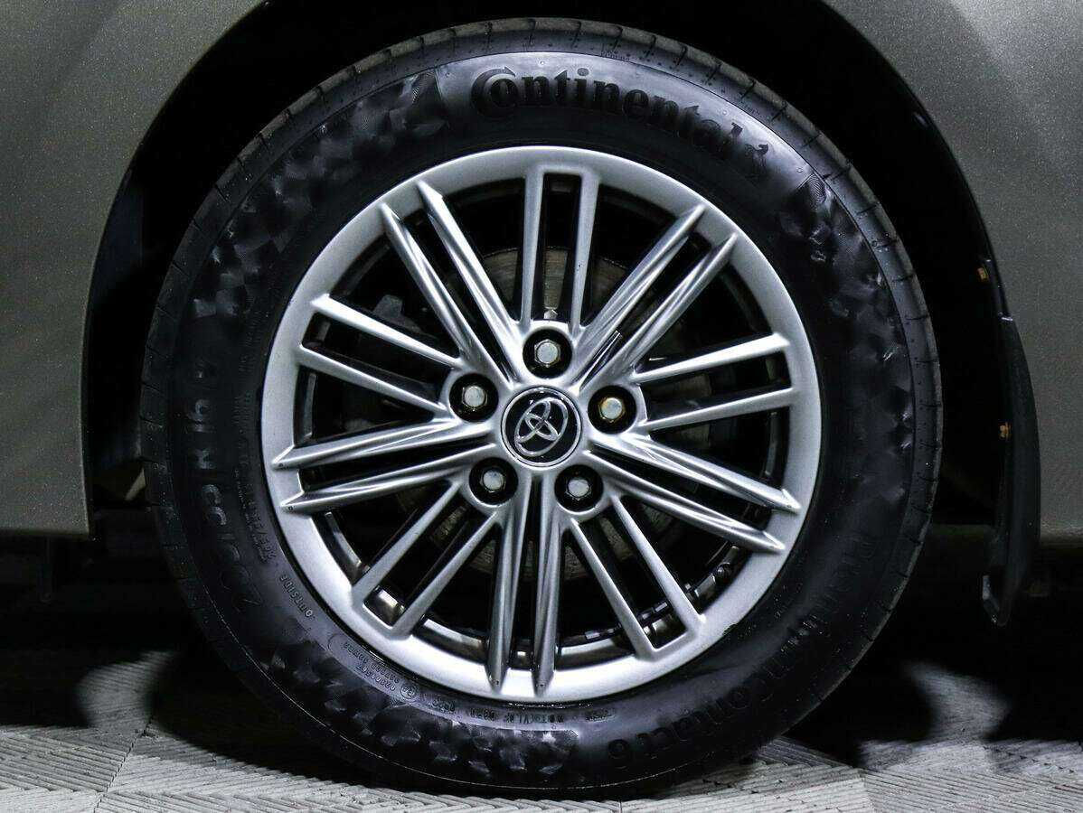 Купить Toyota Corolla с пробегом. Фото: #14