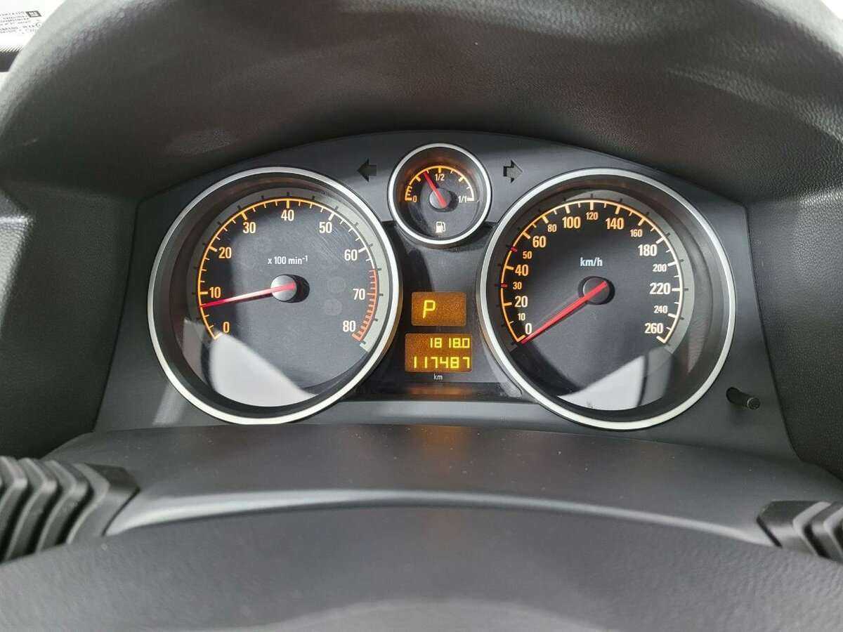 Купить Opel Astra с пробегом. Фото: #10