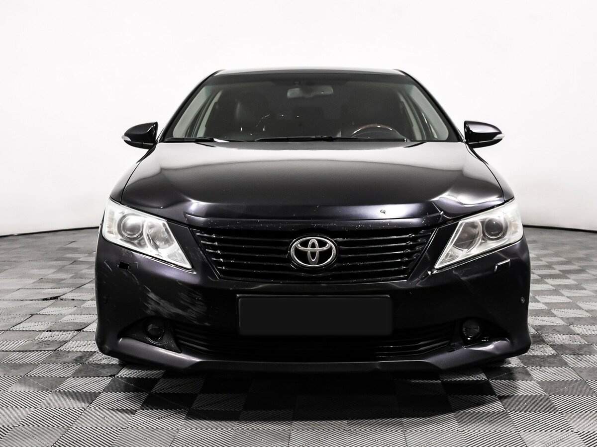 Купить Toyota Camry с пробегом. Фото: #1