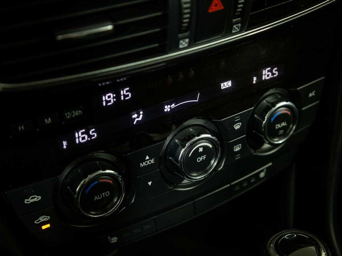 Купить Mazda 6 с пробегом. Фото: #14