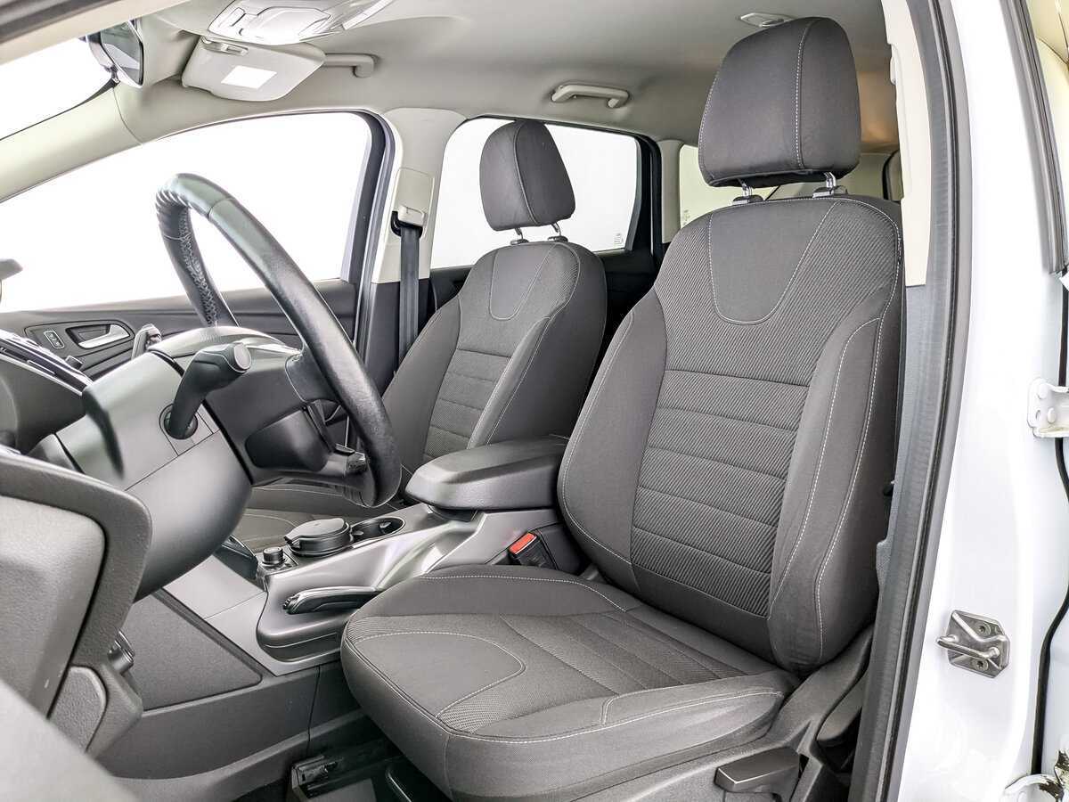 Купить Ford Kuga с пробегом. Фото: #15