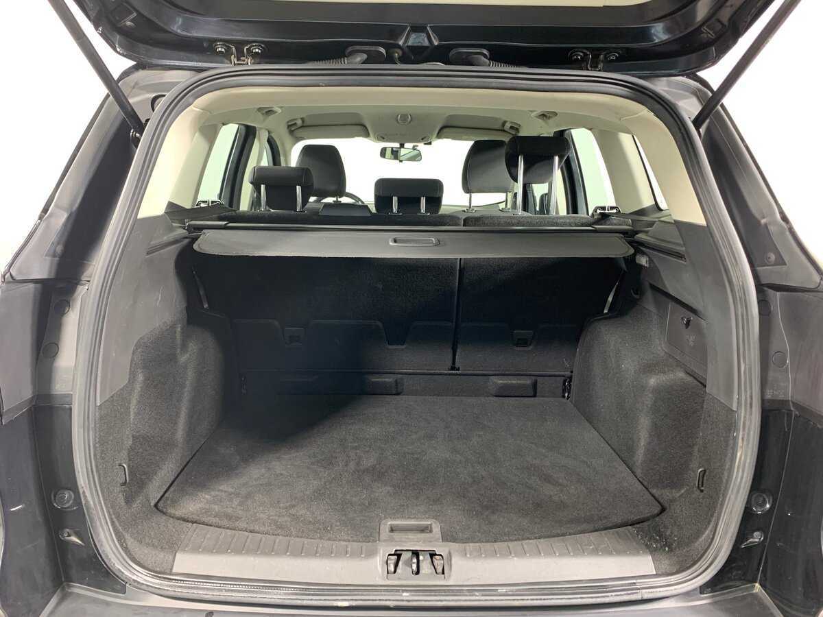 Купить Ford Kuga с пробегом. Фото: #19