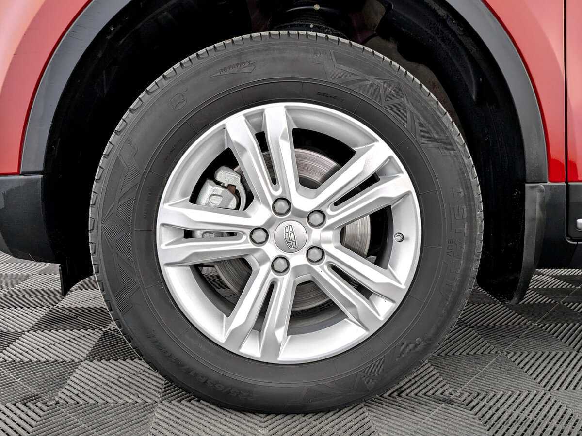 Купить Geely Atlas с пробегом. Фото: #17