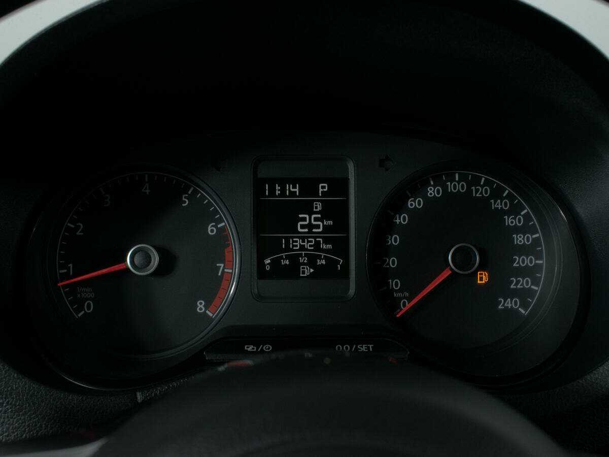 Купить Volkswagen Polo с пробегом. Фото: #12