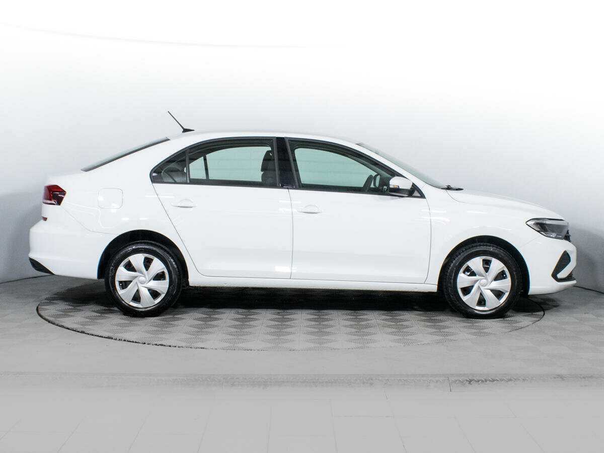 Купить Volkswagen Polo с пробегом. Фото: #3