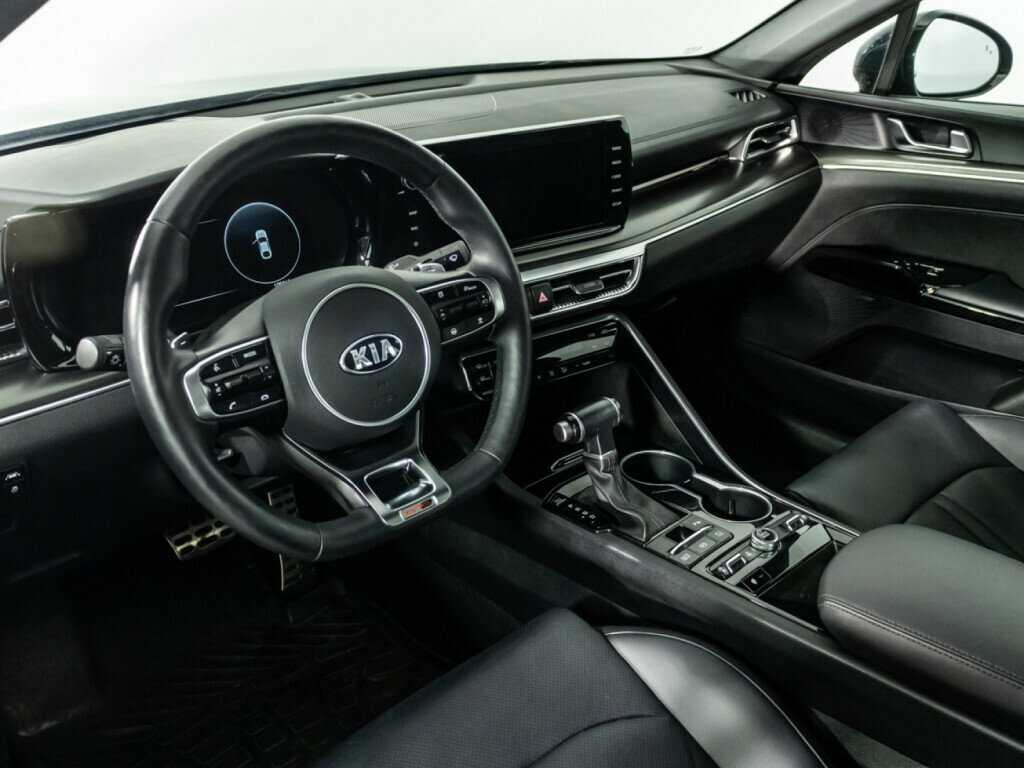 Купить Kia K5 с пробегом. Фото: #10