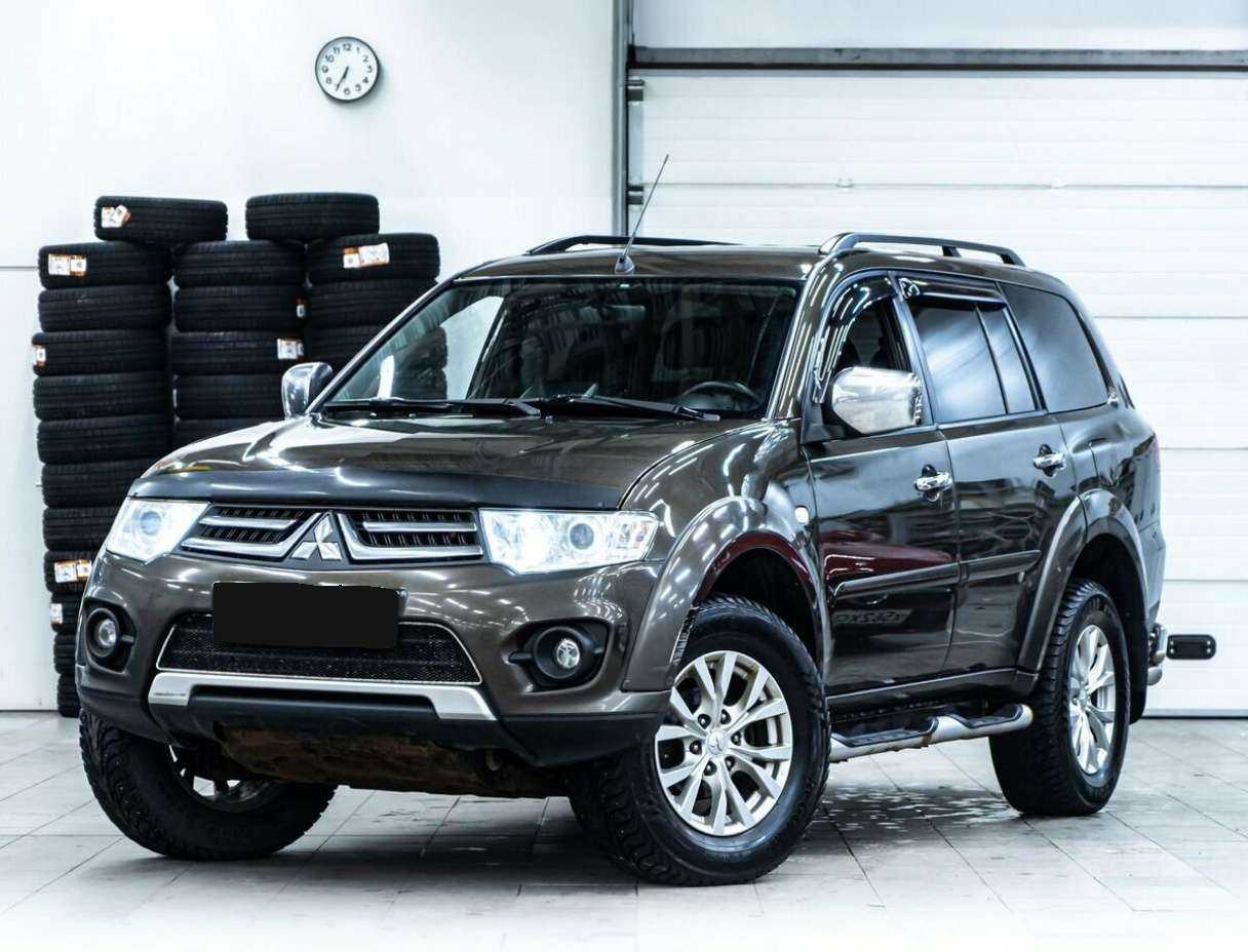 Купить Mitsubishi Pajero Sport с пробегом. Посмотреть фото