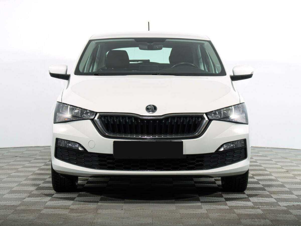 Купить Skoda Rapid с пробегом. Фото: #4