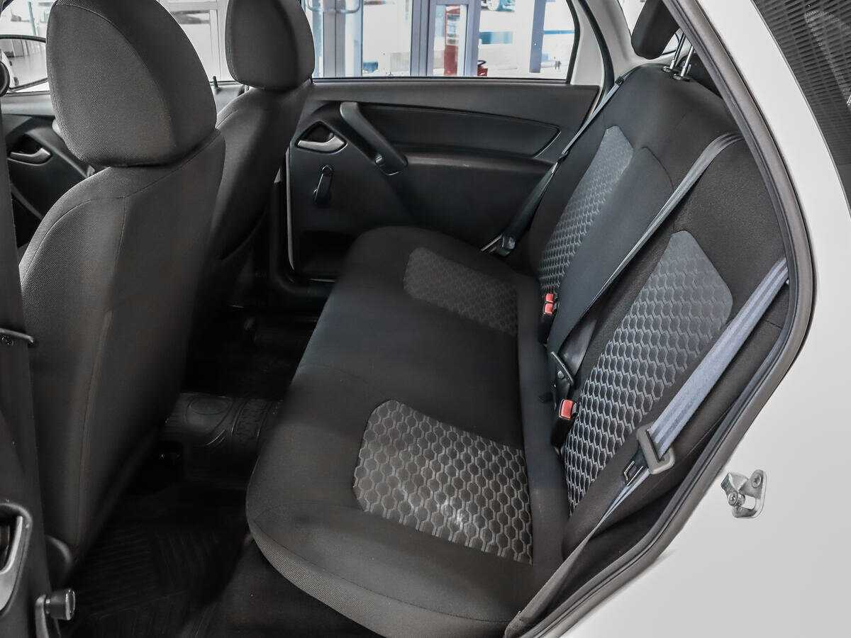 Купить Lada (ВАЗ) Granta с пробегом. Фото: #9