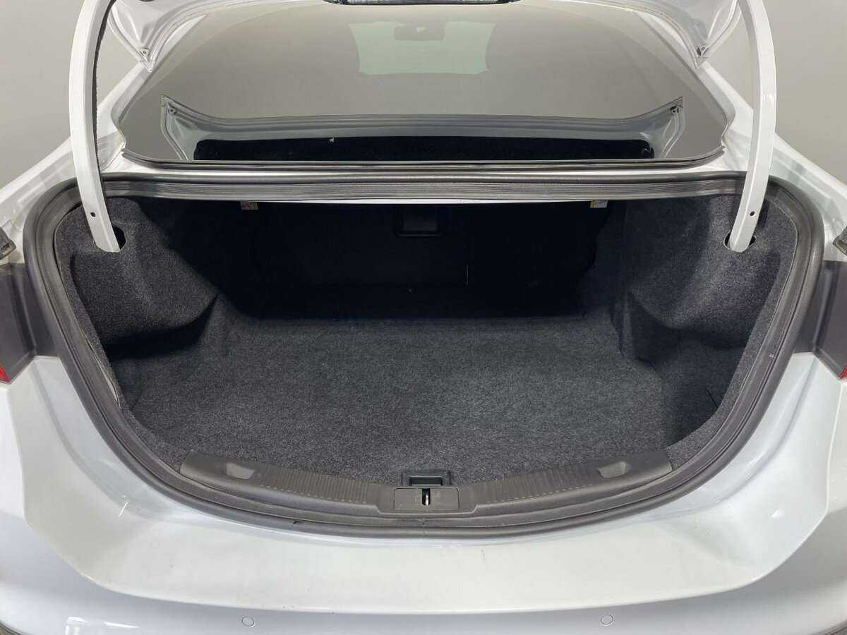 Купить Ford Mondeo с пробегом. Фото: #17